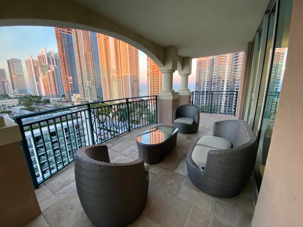 Apartment with Terrace interior